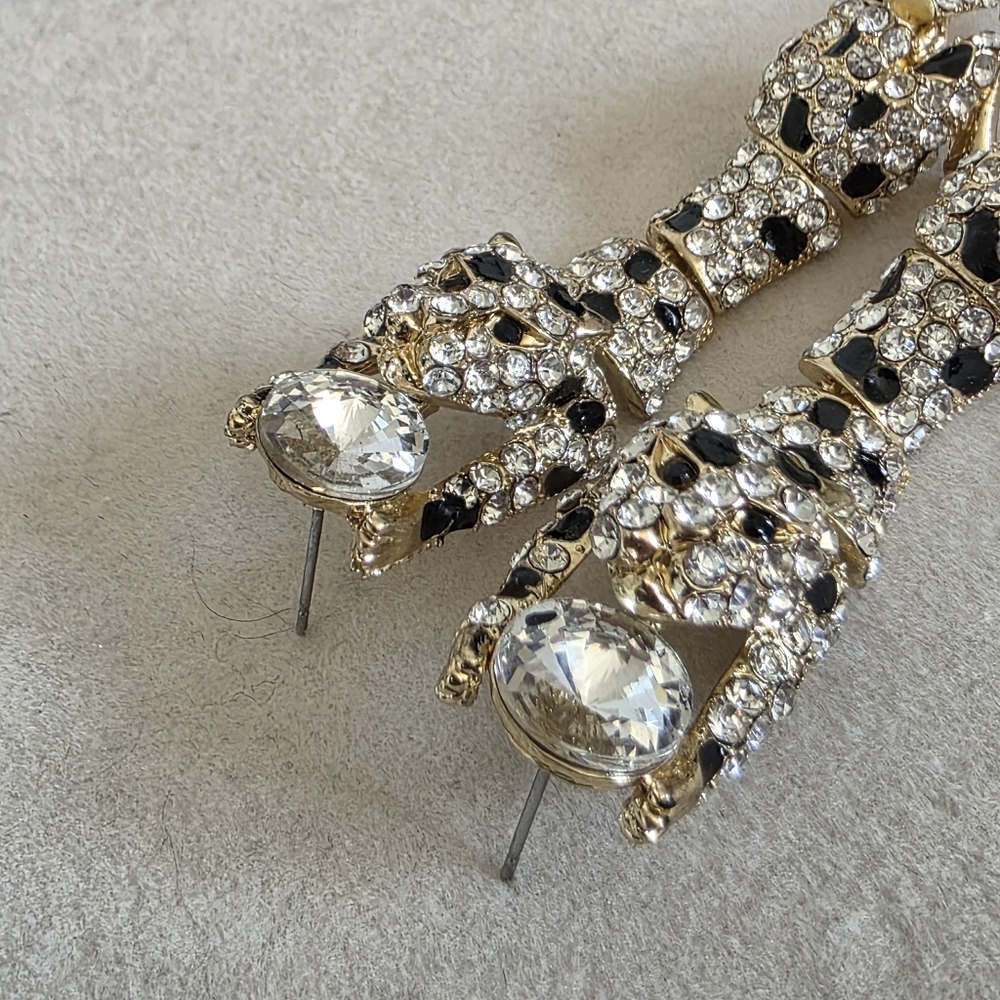 Gold Articulated Leopard Glam Earrings - Picture 4 of 10